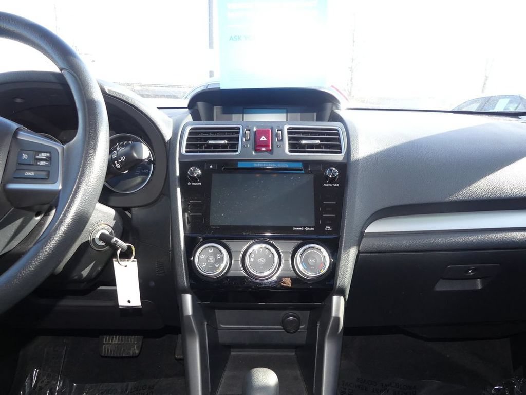Used 2016 Subaru Forester 2.5i Premium w/ All-Weather Package AWD/4WD image 10