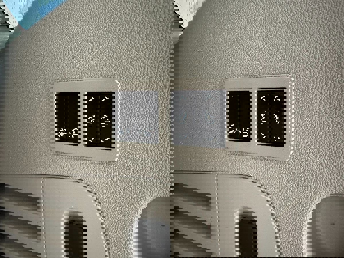 Used 2015 GMC Yukon Denali w/ Touring Package image 53