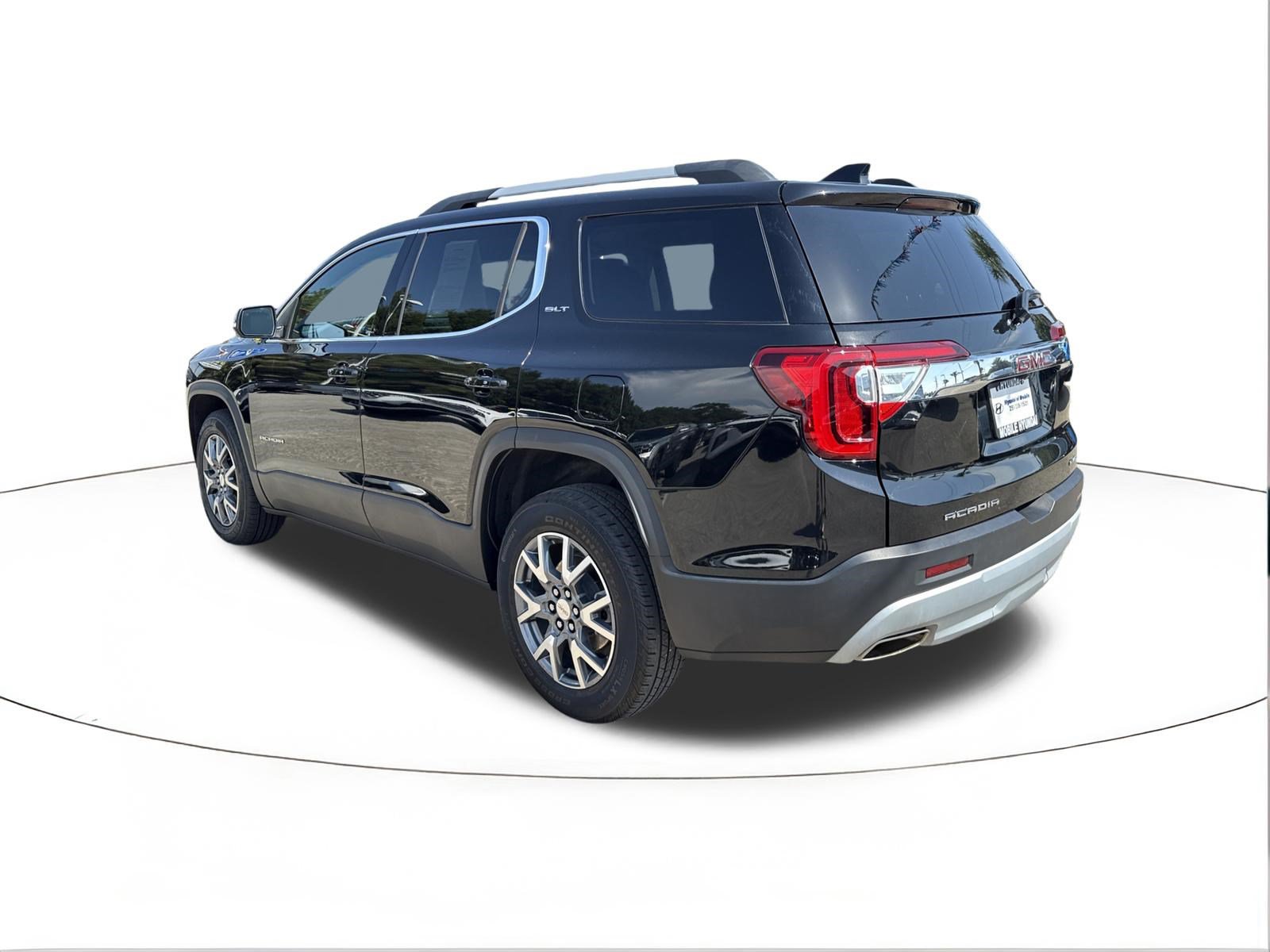 Used 2023 GMC Acadia SLT w/ Preferred Package AWD/4WD image 5