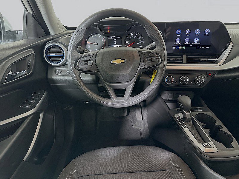 Used 2024 Chevrolet Trax LS w/ LS Convenience Package image 21