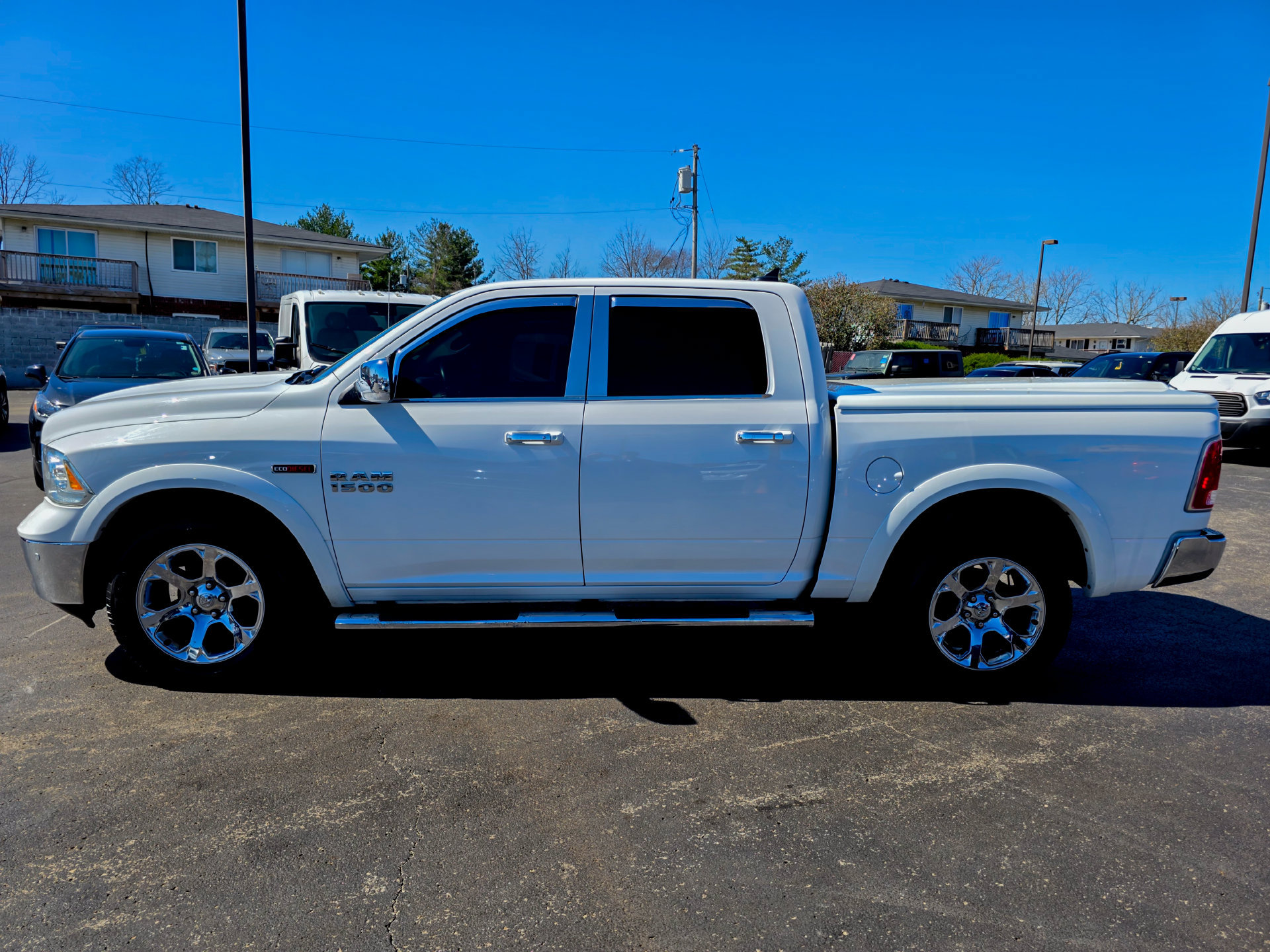 Used 2018 RAM 1500 Laramie w/ Convenience Group AWD/4WD image 8