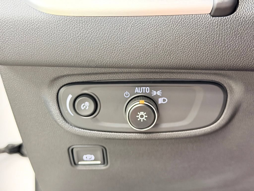 Used 2021 GMC Terrain SLE w/ Driver Convenience Package AWD/4WD image 37