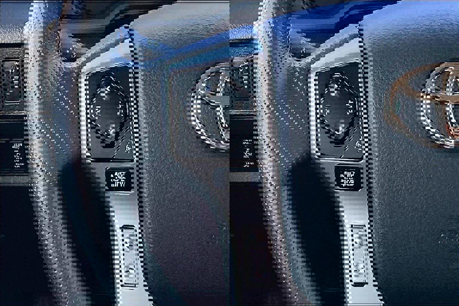 Used 2024 Toyota 4Runner SR5 Premium image 23