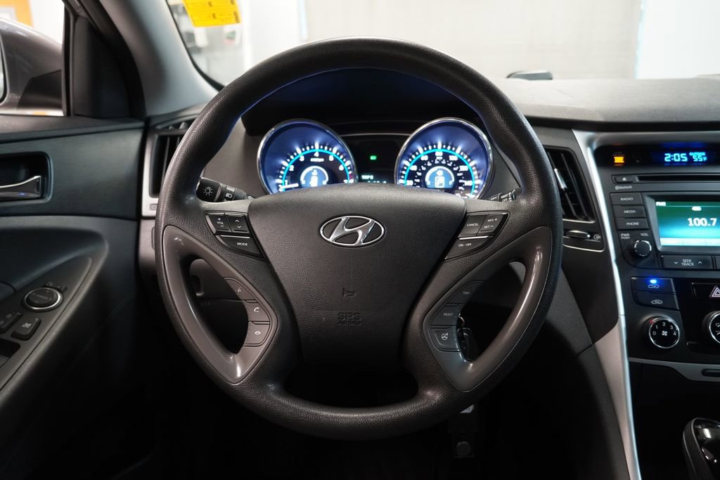 Used 2014 Hyundai Sonata GLS w/ Popular Equipment Group 2 FWD image 17