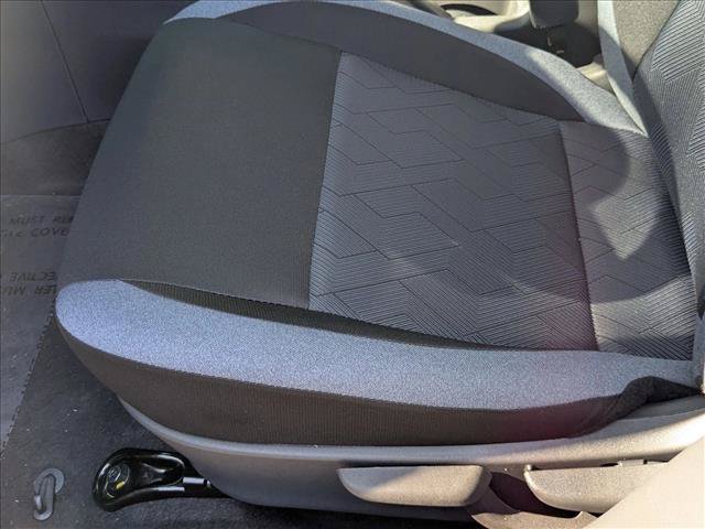 New 2025 Nissan Versa SV w/ Trunk Package FWD image 4
