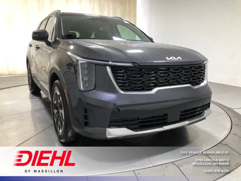 New 2026 Kia Sorento S w/ S Panoramic Sunroof Package