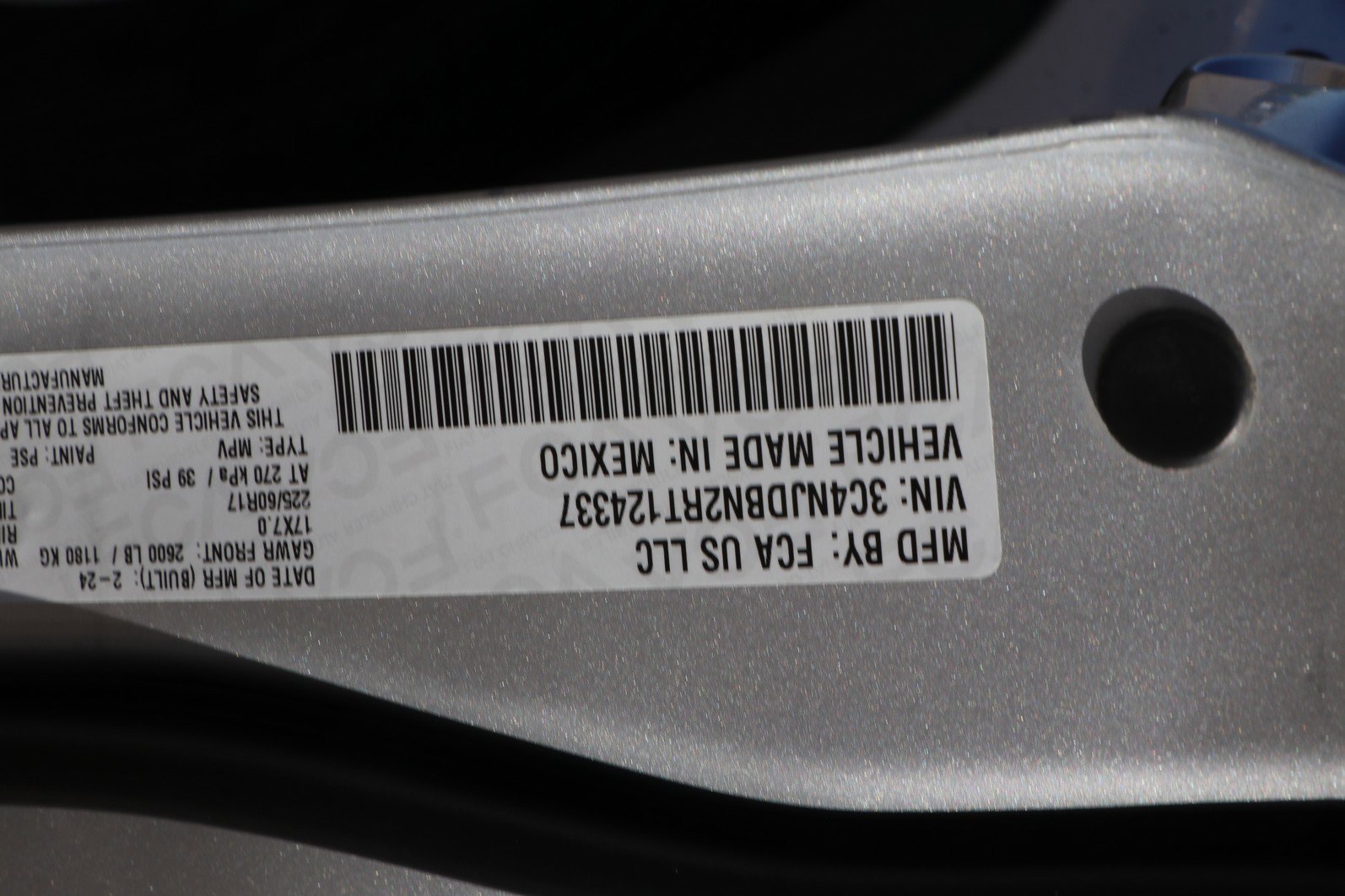 Used 2024 Jeep Compass Latitude image 35