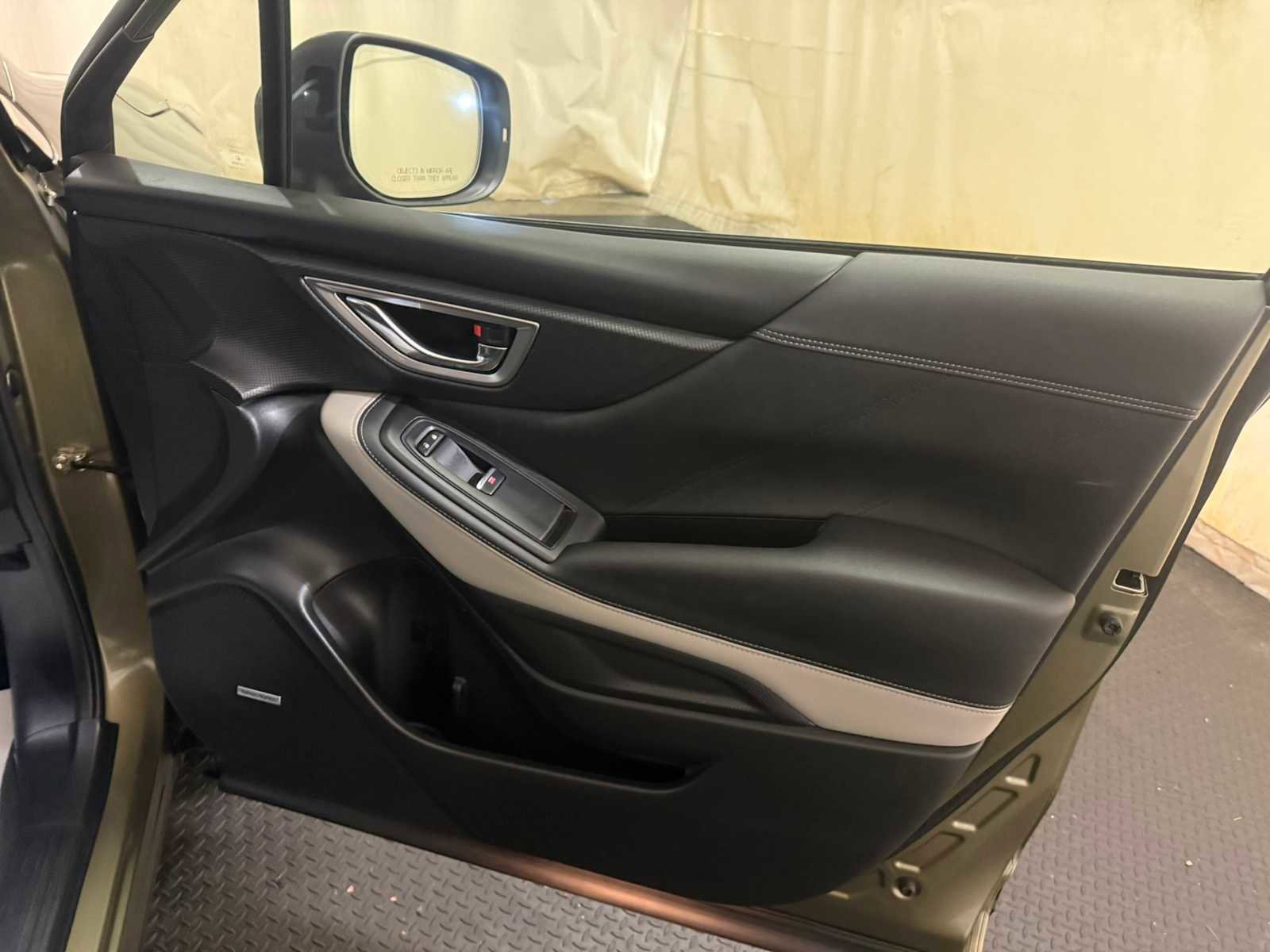 Used 2023 Subaru Forester Limited image 29