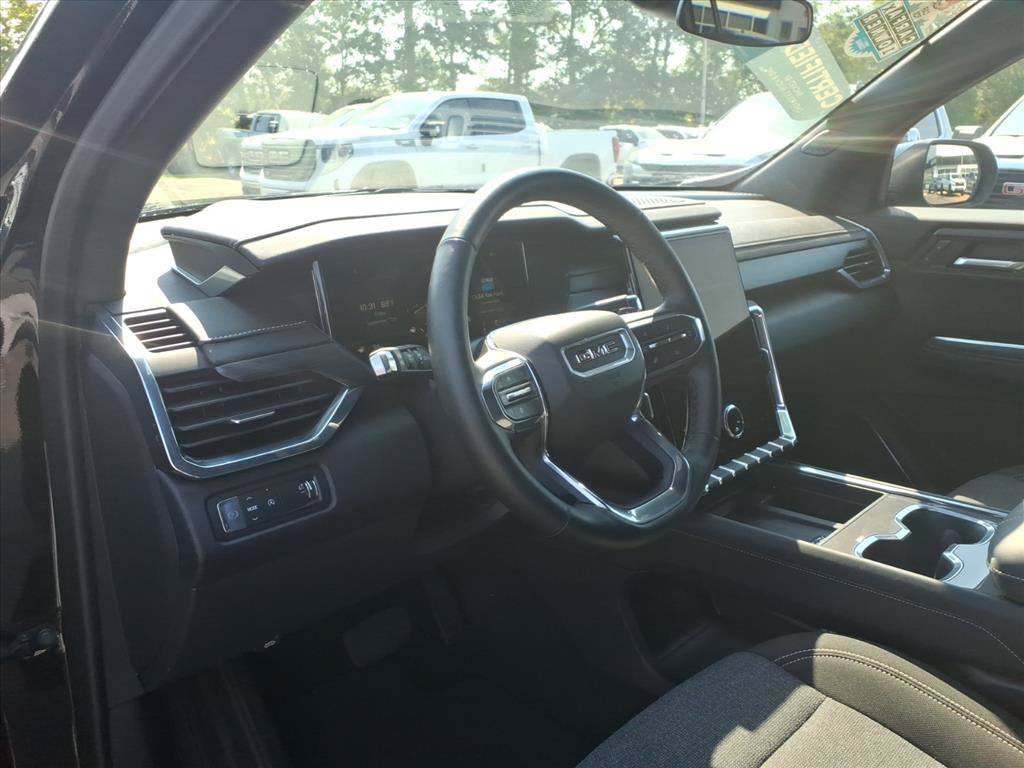 Used 2025 GMC Acadia Elevation FWD image 7