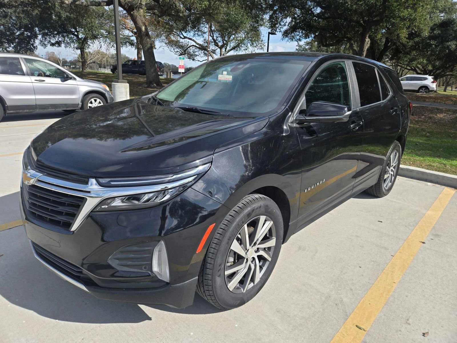 Used 2022 Chevrolet Equinox LT FWD image 1