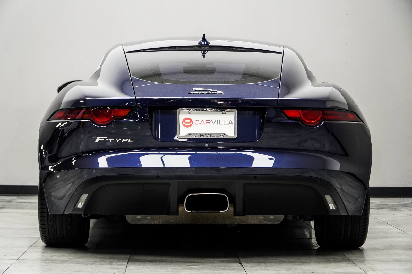 Used 2018 Jaguar F-TYPE Coupe image 11