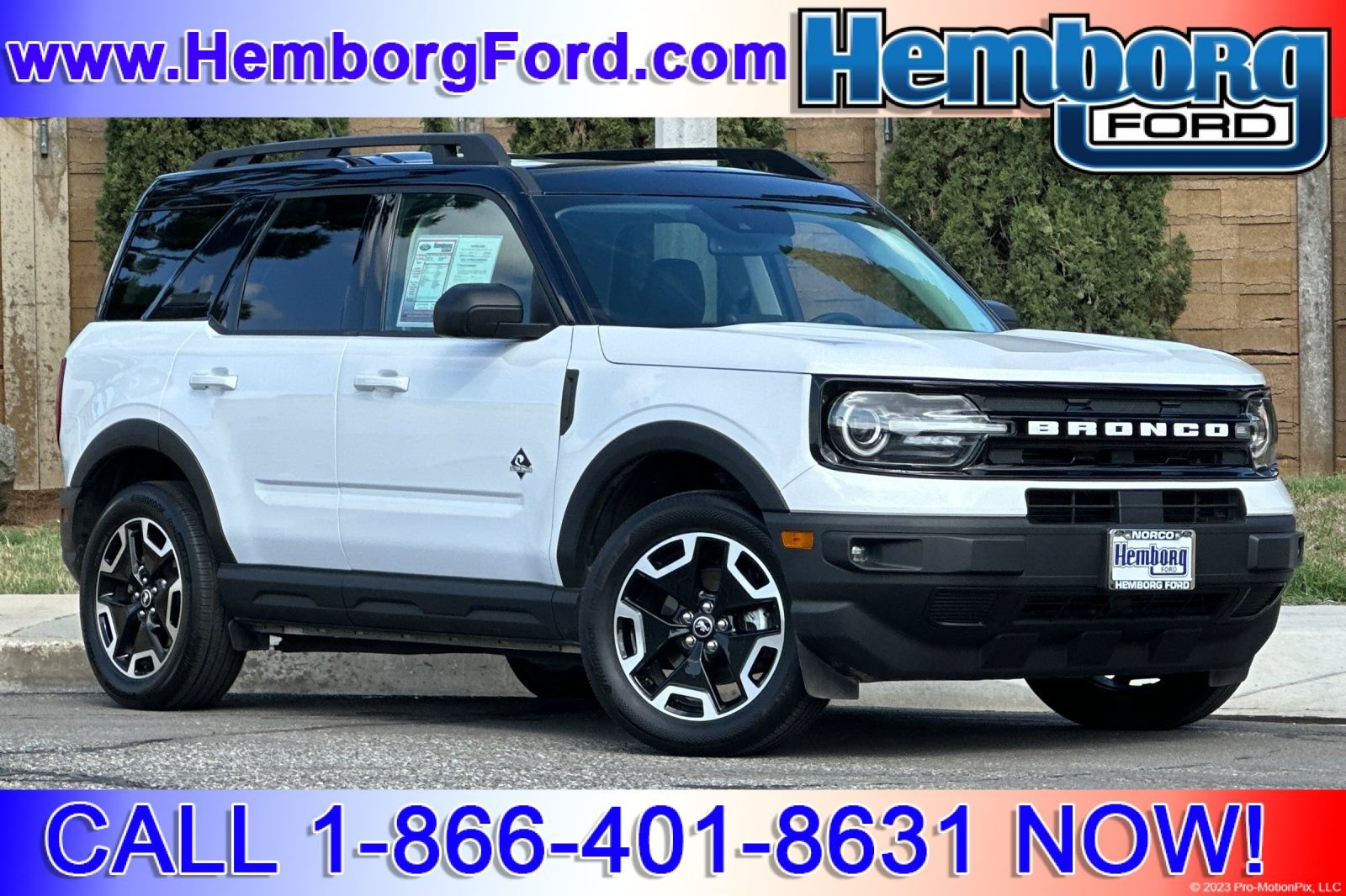 Used 2024 Ford Bronco Sport Outer Banks w/ Tech Package AWD/4WD image 1