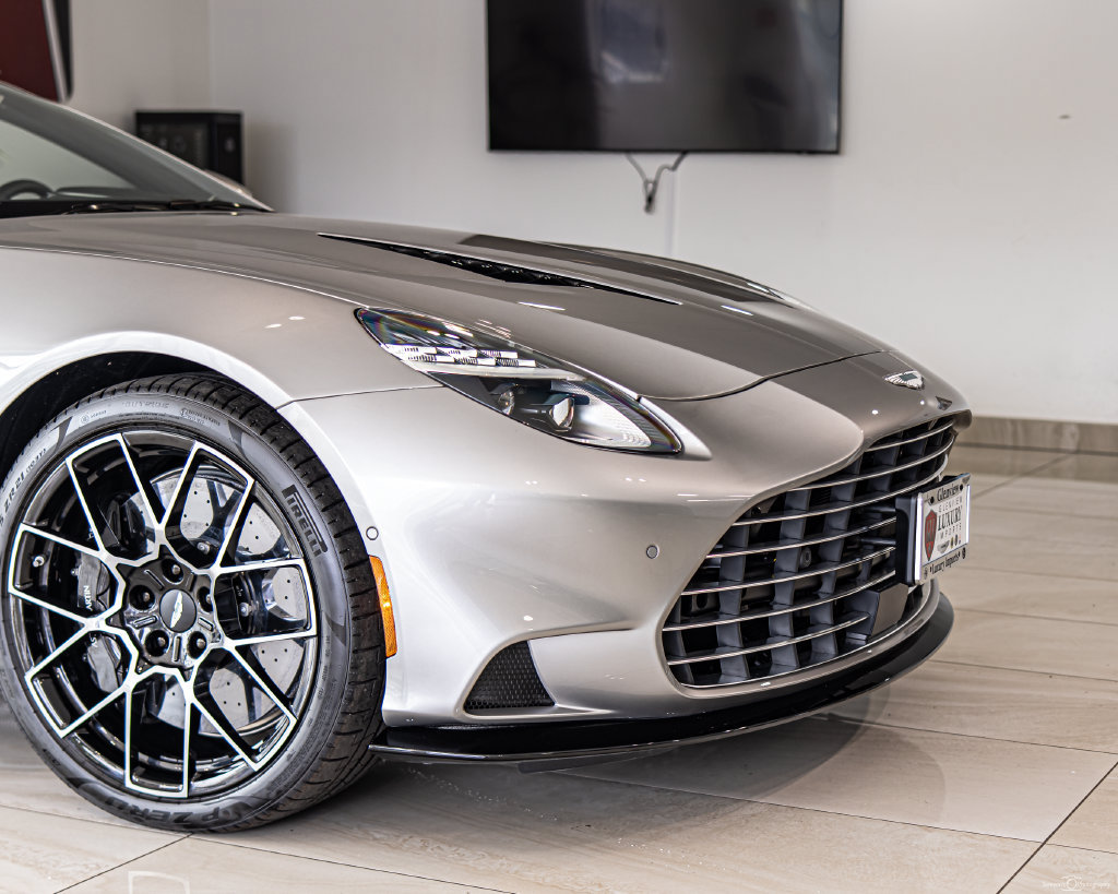 New 2026 Aston Martin Vanquish Convertible RWD image 3