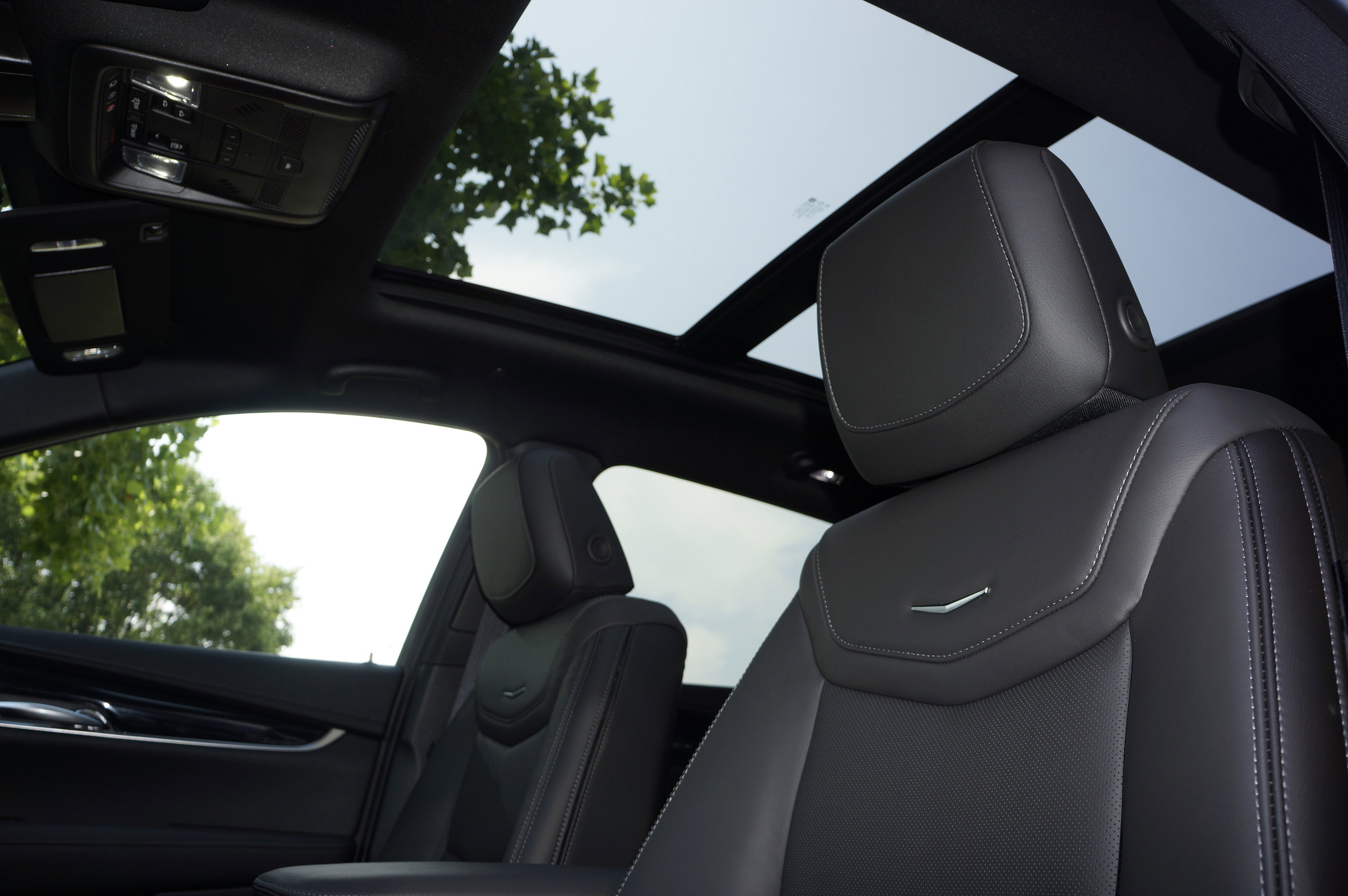 Used 2025 Cadillac XT5 Premium Luxury w/ Technology Package image 26