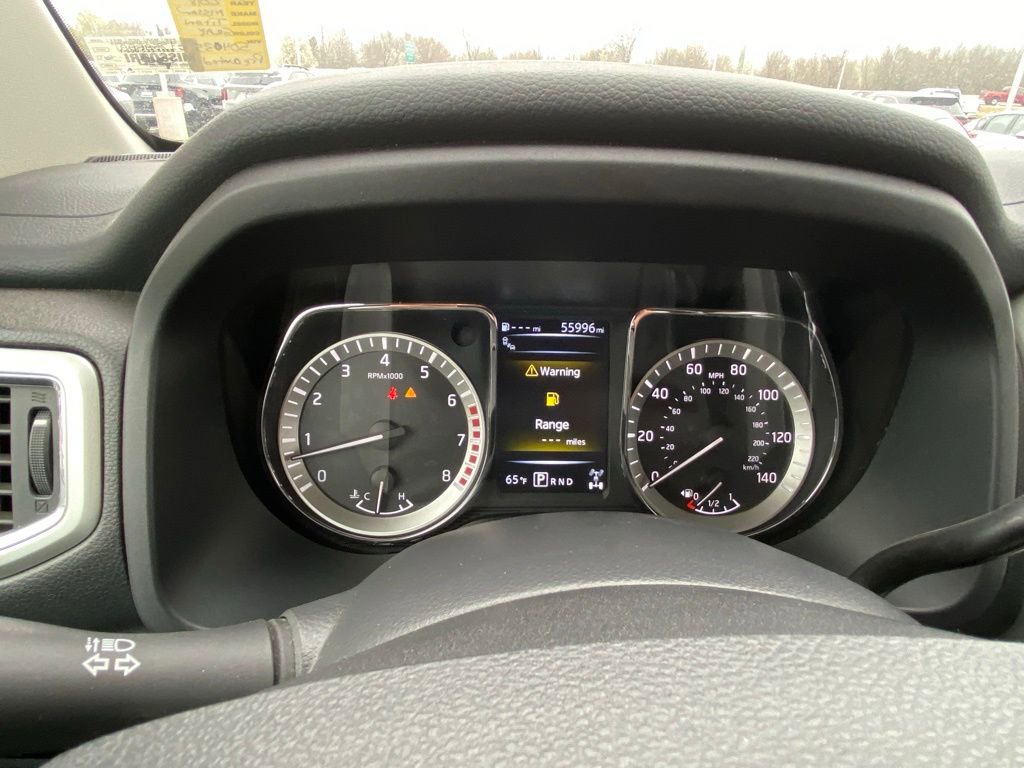 Used 2018 Nissan Titan SV w/ SV Convenience Package image 14