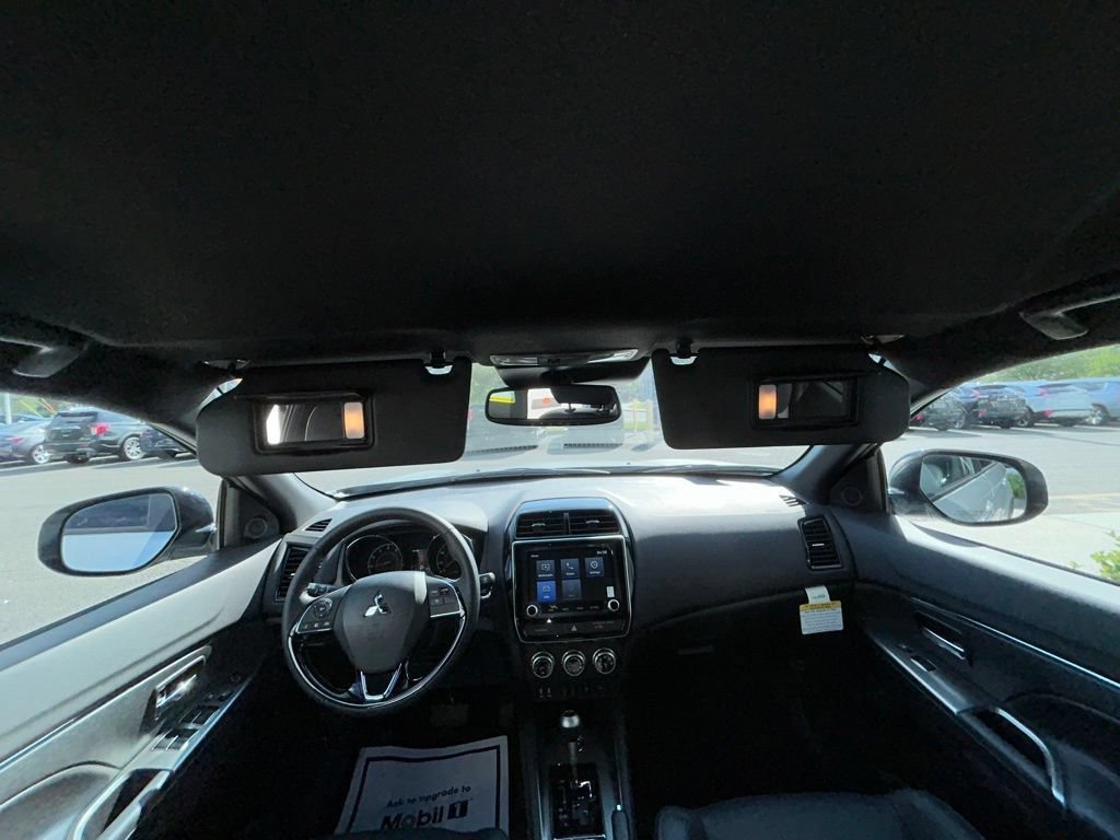 Used 2025 Mitsubishi Outlander Sport SEL AWD/4WD image 71