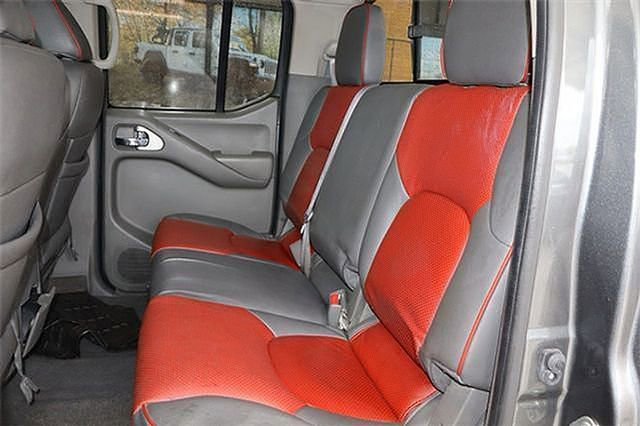 Used 2019 Nissan Frontier SV image 10