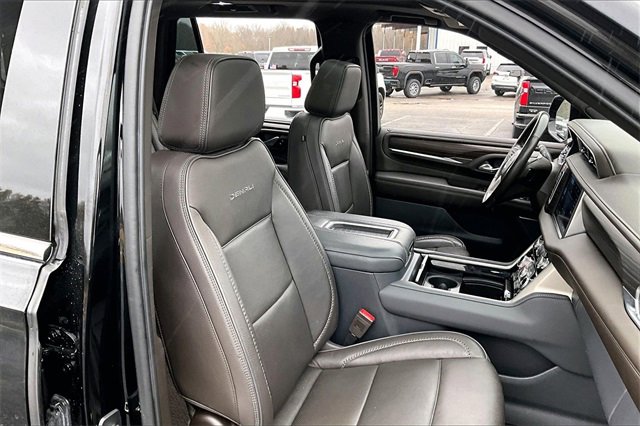 Used 2021 GMC Yukon Denali image 30