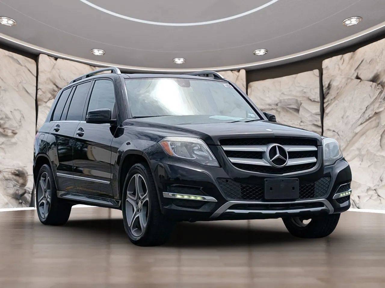 Used 2014 Mercedes-Benz GLK 250 BlueTEC 4MATIC image 17