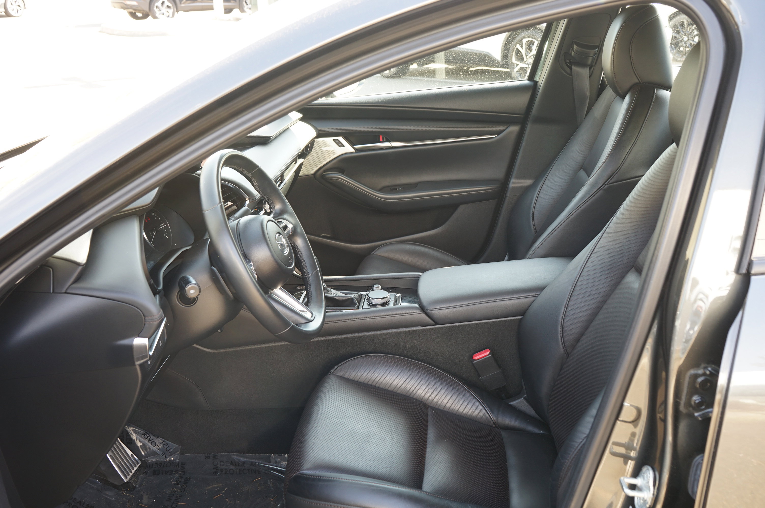 Used 2020 MAZDA MAZDA3 AWD Sedan w/ Premium Package image 17