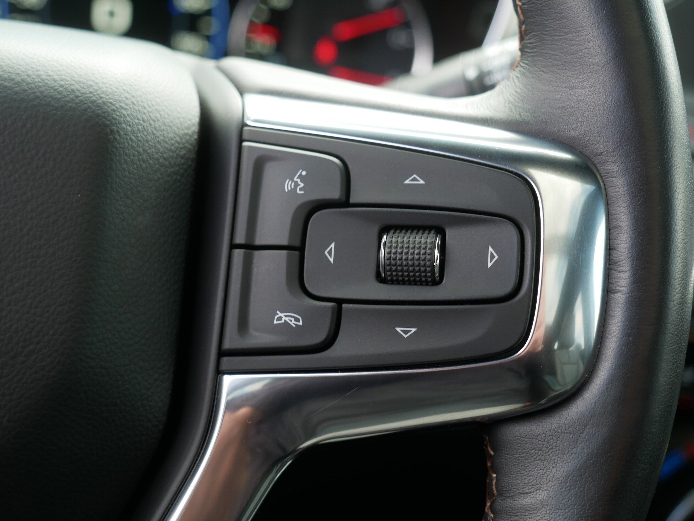 Used 2022 Chevrolet Blazer Premier w/ Enhanced Convenience Package AWD/4WD image 29