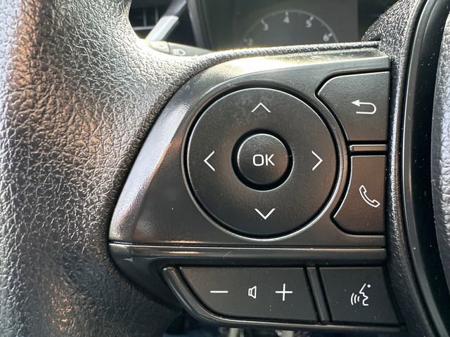 Certified 2025 Toyota Corolla LE image 30