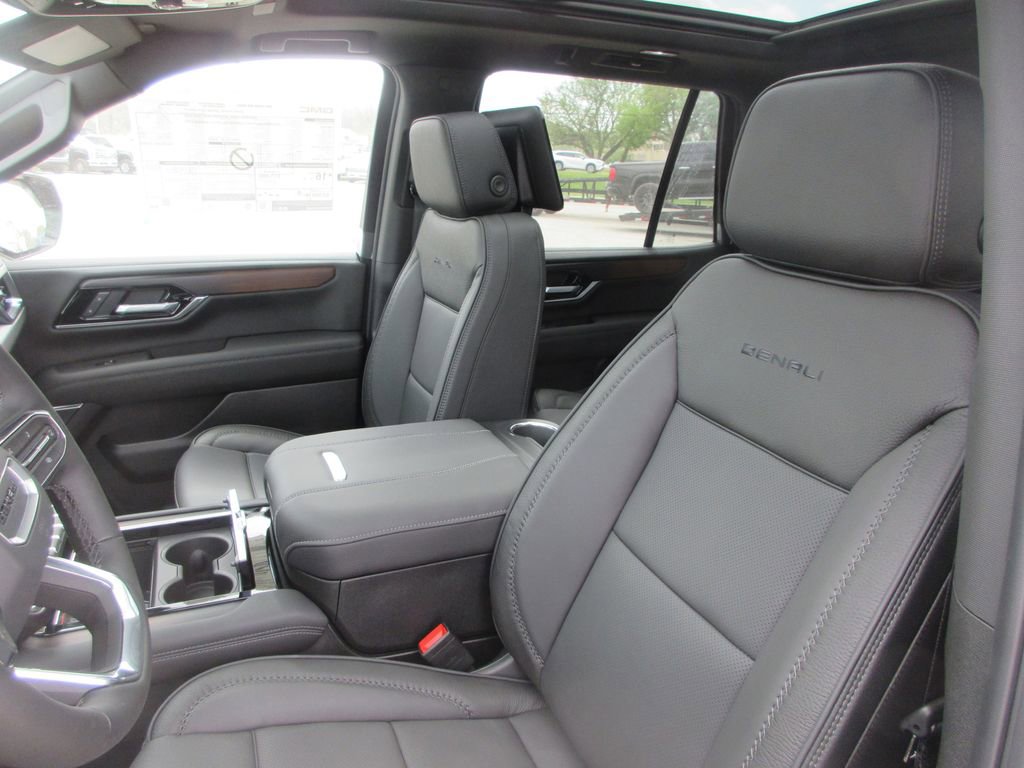 New 2026 GMC Yukon Denali AWD/4WD image 11