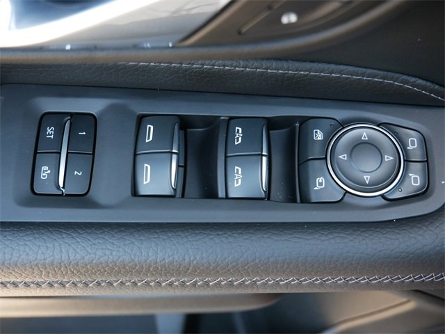 Used 2024 GMC Yukon Denali image 12