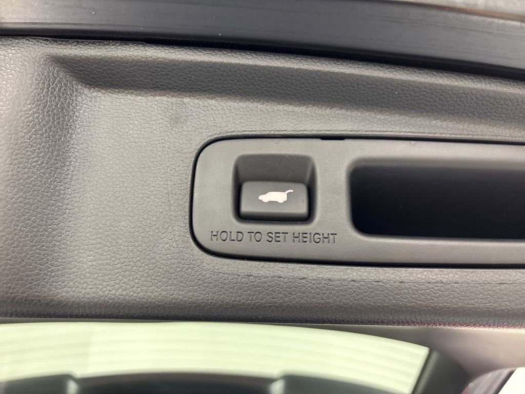 Used 2024 Honda CR-V EX-L image 32