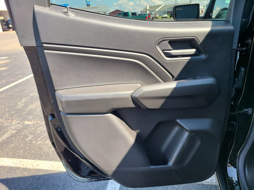 New 2026 Chevrolet Colorado W/T w/ WT Custom Package AWD/4WD image 26