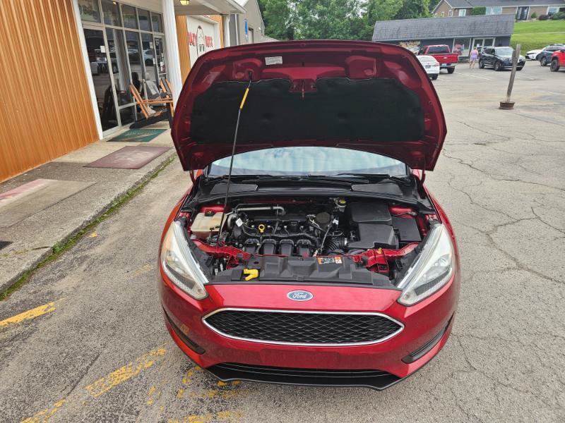 Used 2015 Ford Focus SE FWD image 12