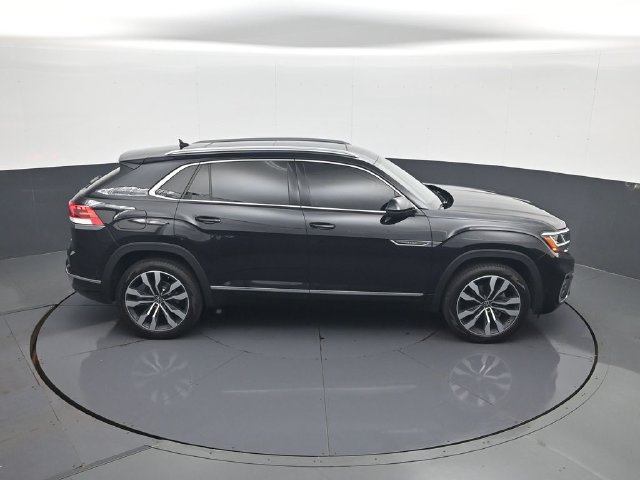 Used 2022 Volkswagen Atlas Cross Sport SEL Premium R-Line w/ Cross Sport MDO Package AWD/4WD image 16