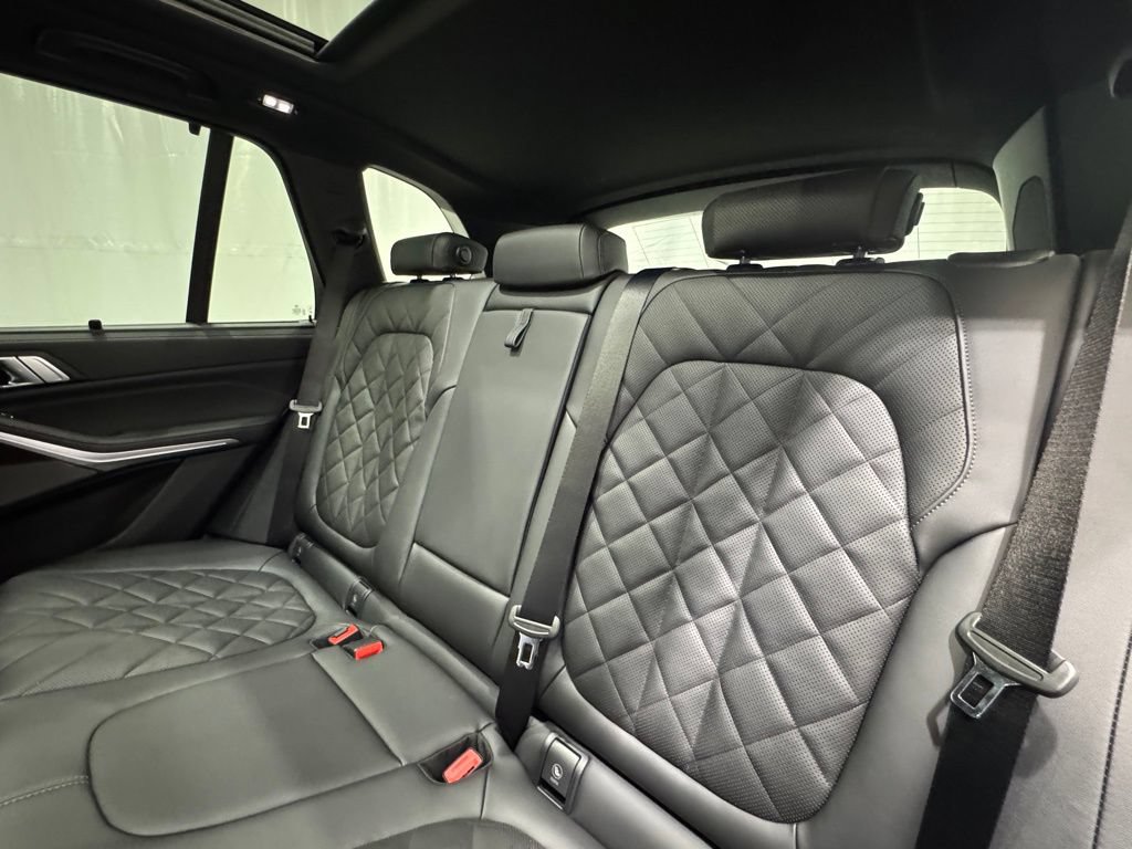 Used 2026 BMW X5 xDrive40i w/ Climate Comfort Package AWD/4WD image 23