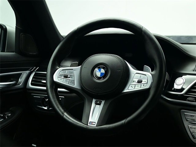 Used 2022 BMW 740i xDrive 740i xDrive w/ M Sport Package image 9
