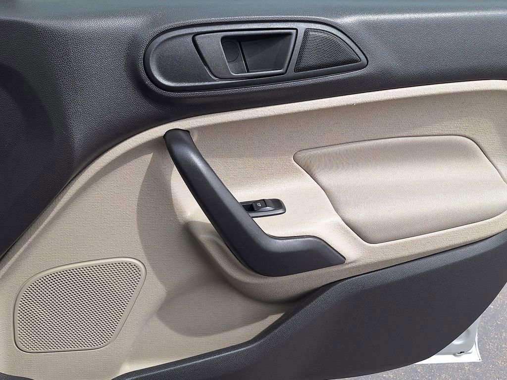 Used 2019 Ford Fiesta SE image 24