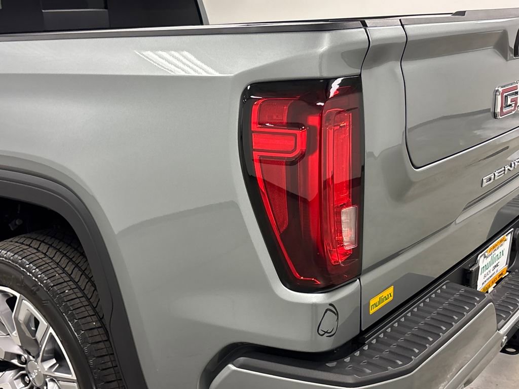New 2026 GMC Sierra 1500 Denali image 17