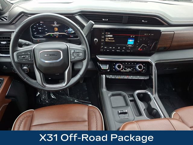 Used 2025 GMC Sierra 2500 Denali Ultimate image 3