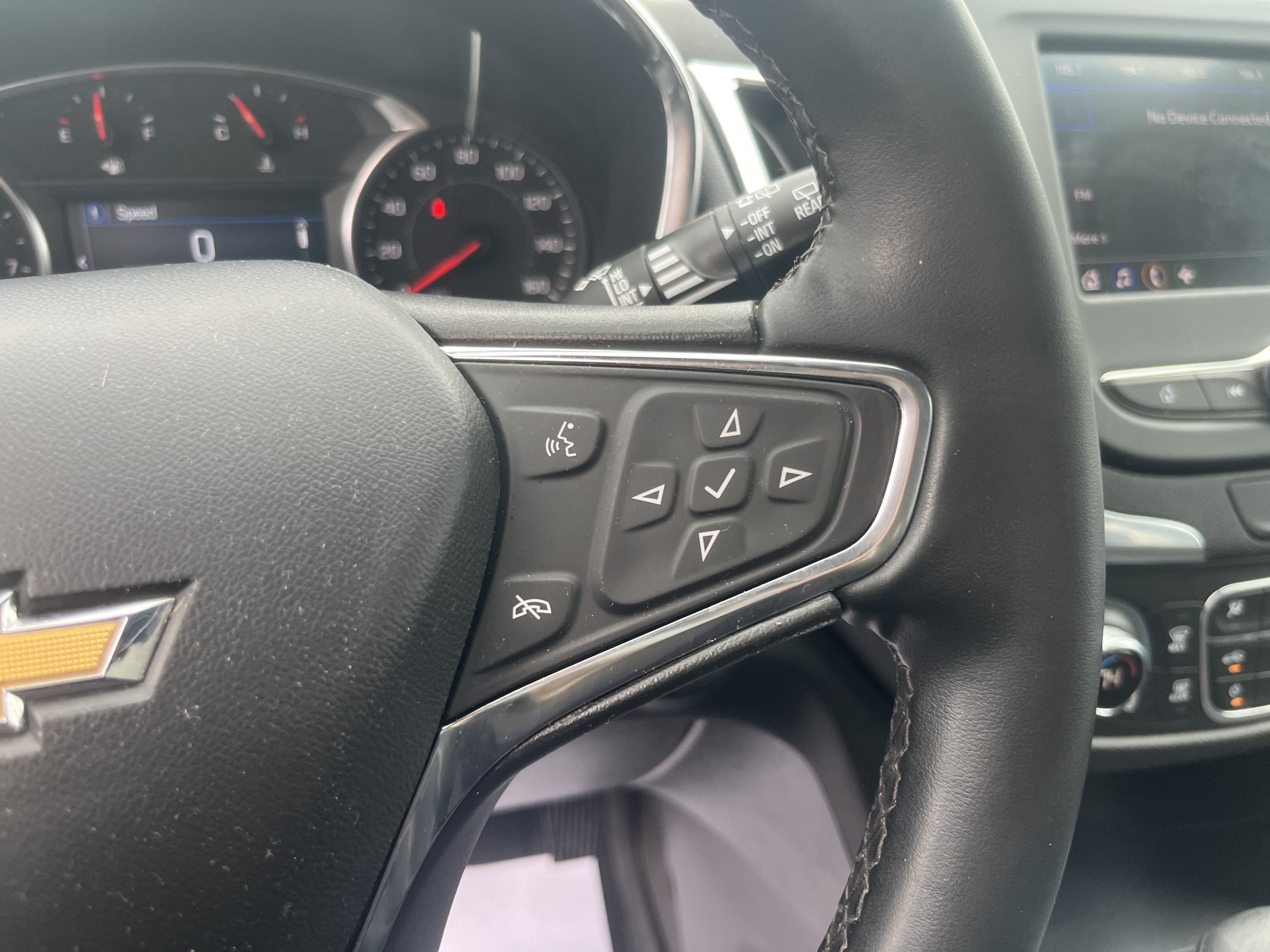 Used 2024 Chevrolet Equinox LT w/ LPO, Floor Liner Package AWD/4WD image 21