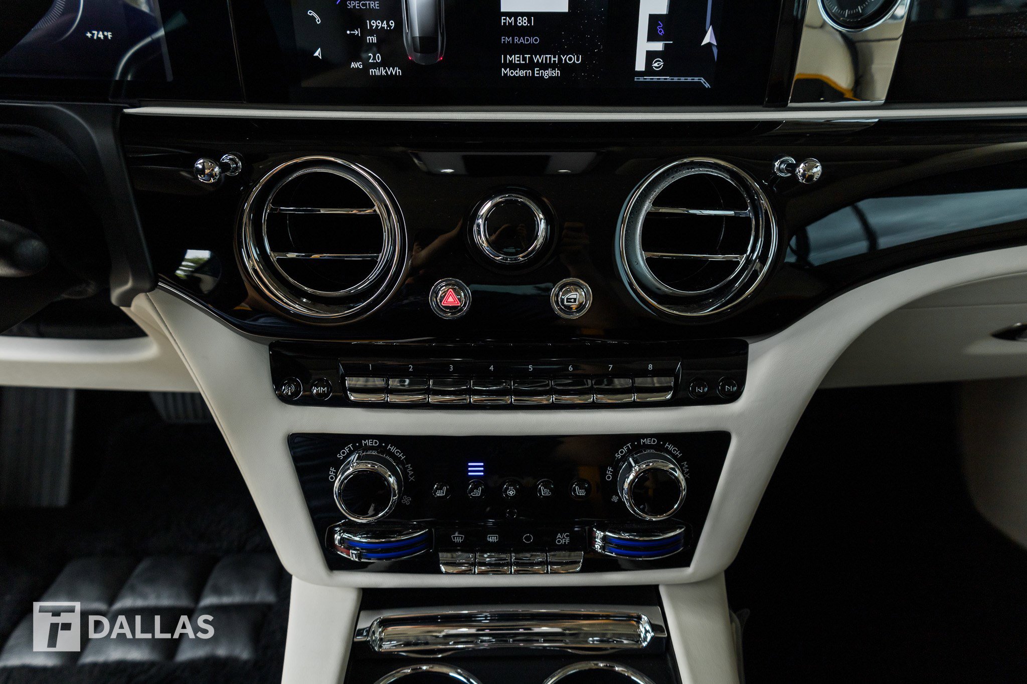 Used 2024 Rolls-Royce Spectre w/ Spectre Launch Package AWD/4WD image 27