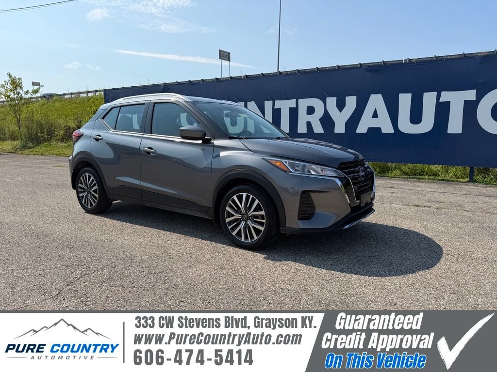 Used 2023 Nissan Kicks SV FWD image 1
