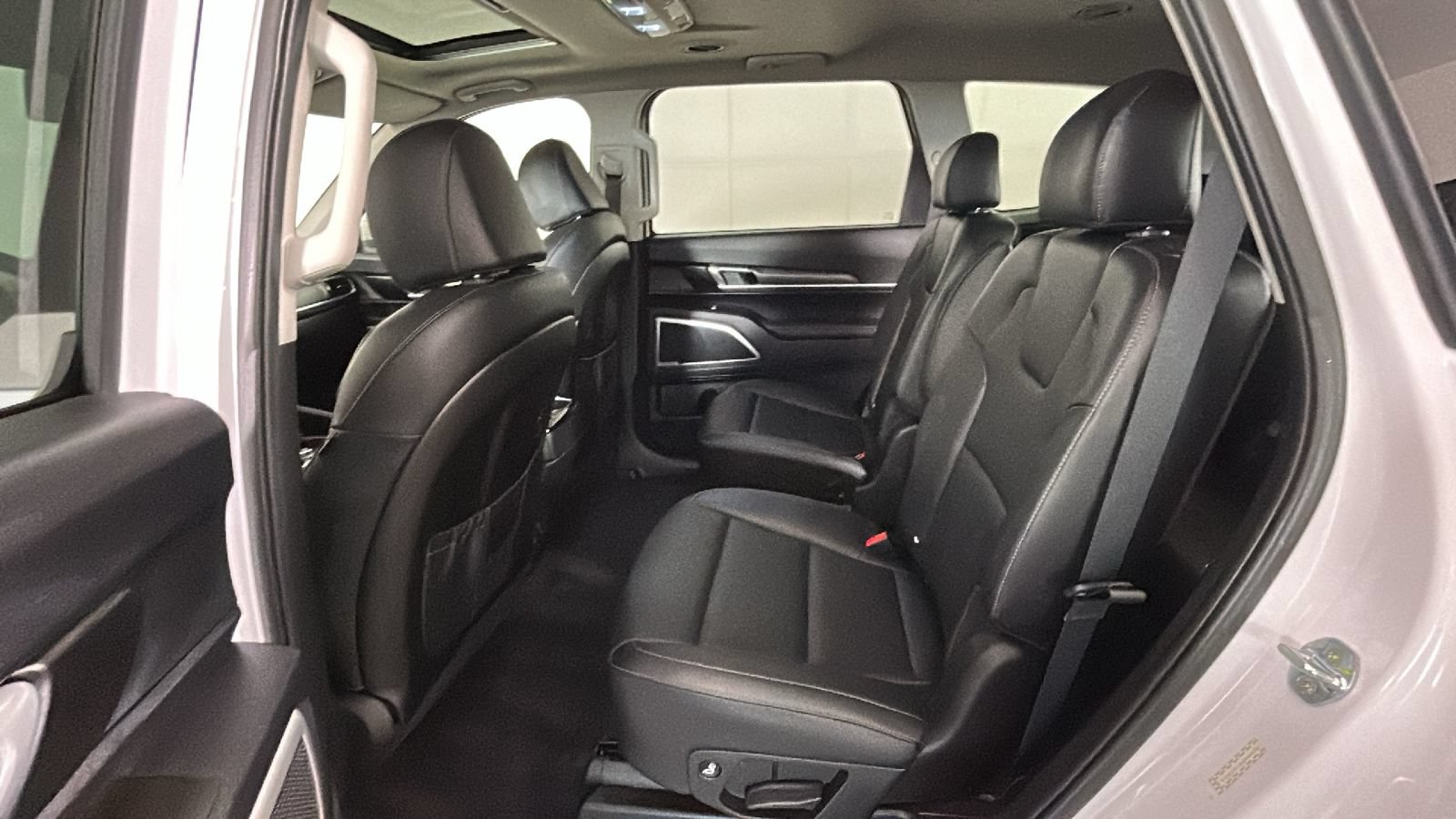 Used 2022 Kia Telluride S AWD/4WD image 32