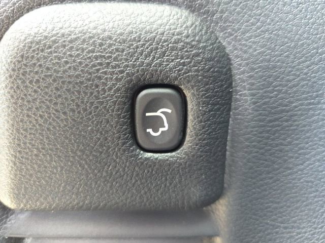 Used 2019 Jeep Grand Cherokee Limited AWD/4WD image 35