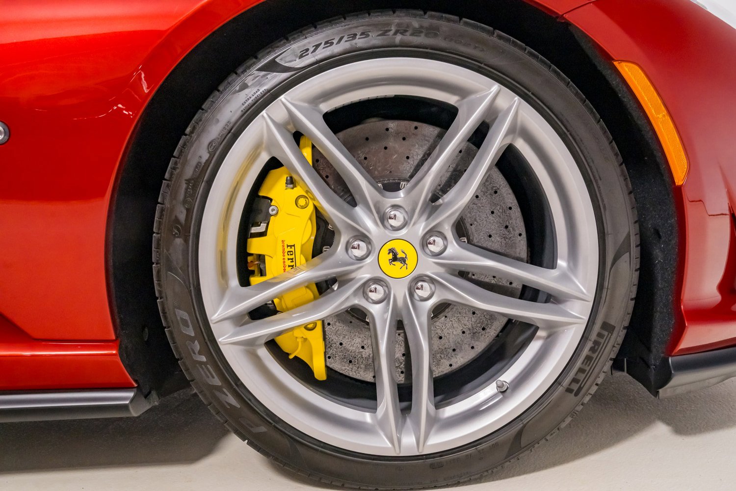 Used 2019 Ferrari 812 Superfast RWD image 14