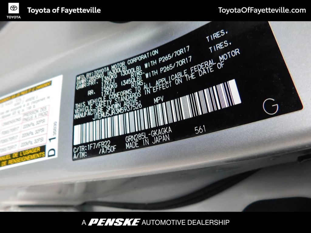 Used 2021 Toyota 4Runner SR5 AWD/4WD image 11