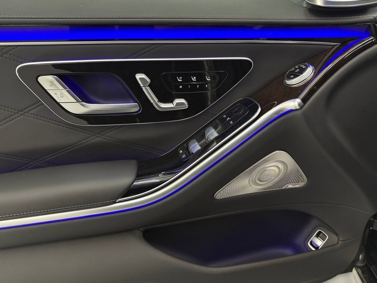 New 2026 Mercedes-Benz Maybach S 580 4MATIC image 11