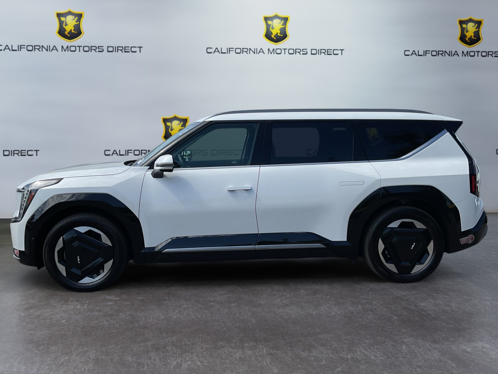 Used 2024 Kia EV9 Land AWD/4WD image 8