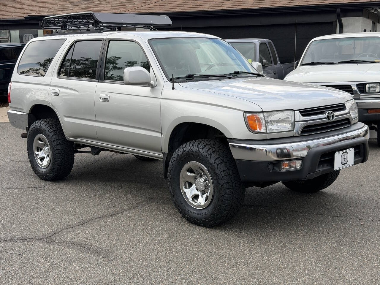 Used 2001 Toyota 4Runner SR5 AWD/4WD image 28