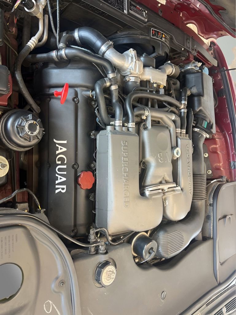 Used 1999 Jaguar XJ8 RWD image 9