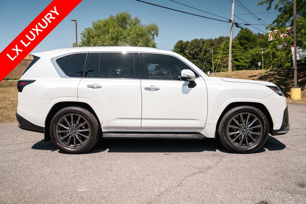 Used 2023 Lexus LX 600 4WD w/ Accessory Package (Z1) image 9