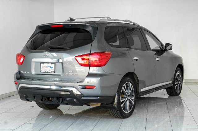 Used 2020 Nissan Pathfinder Platinum AWD/4WD image 6